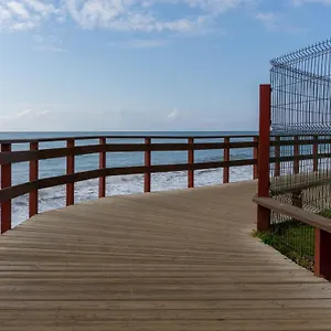 https://apt-alhamar-beach.1costadelsol.com